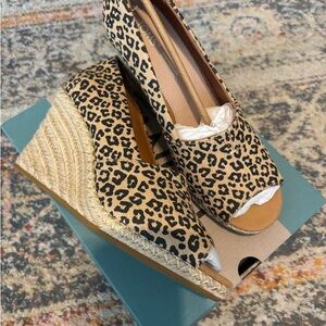 Toms Leopard Print Wedges